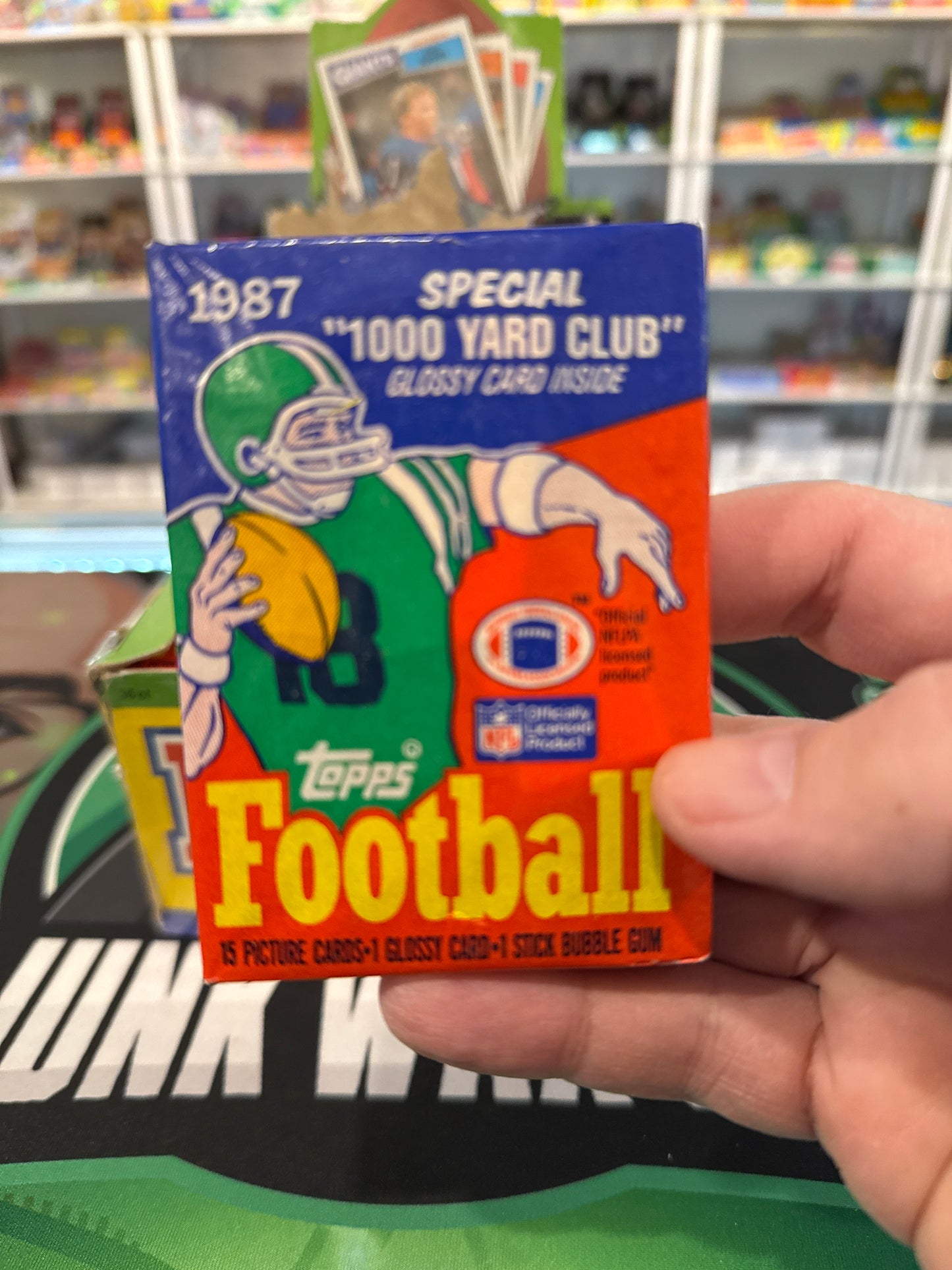 1987 Topps Football Pack